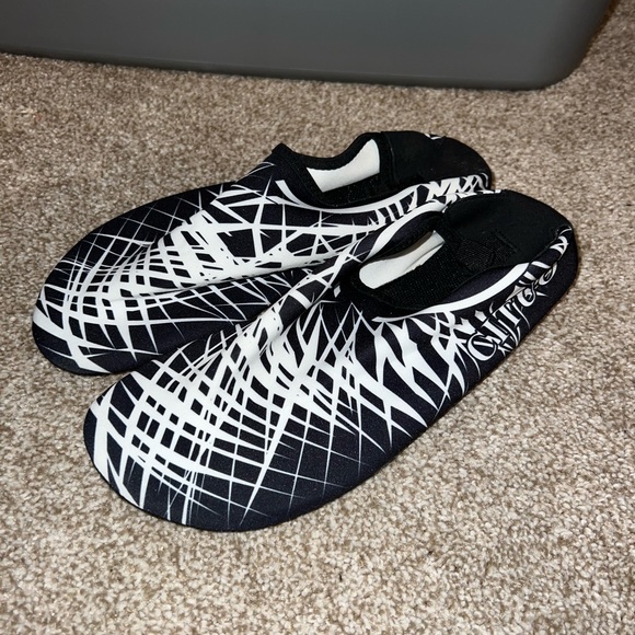 Shoes - Water Shoes